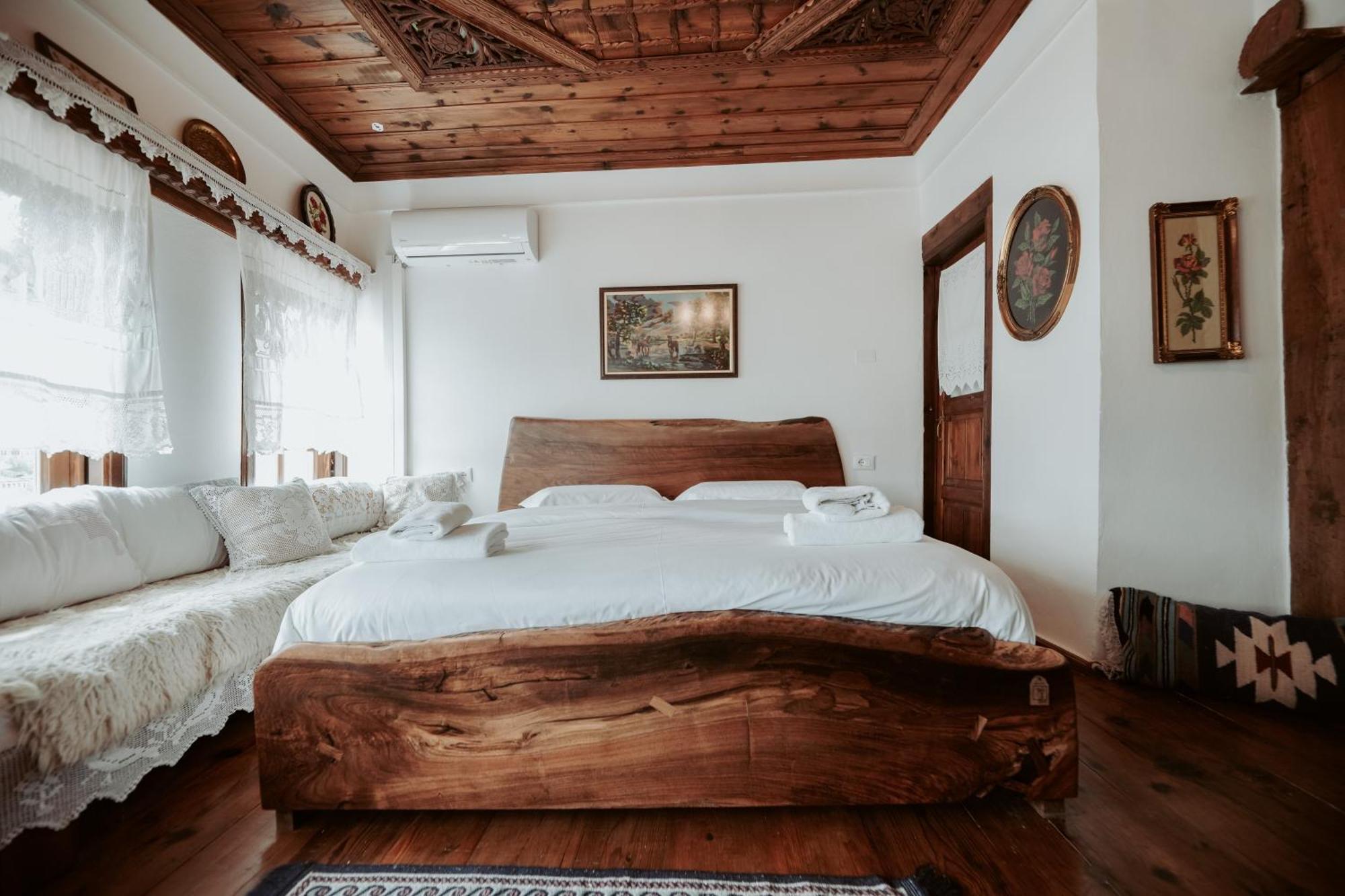 Ansel Hotel *