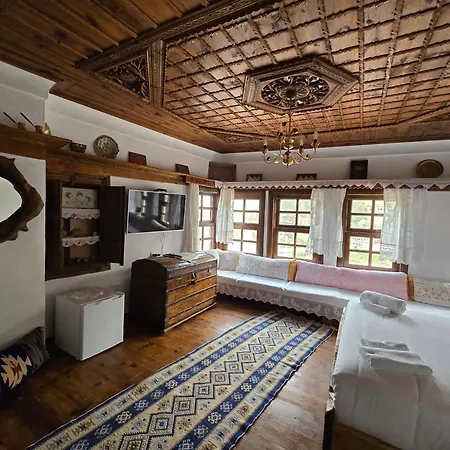 Hotel Ansel Berat Exterior photo