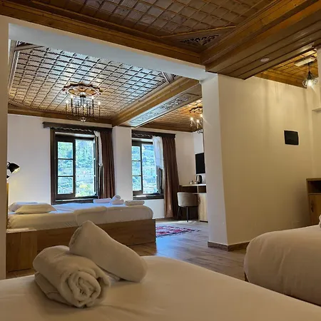 Hotel Ansel Berat Exterior photo