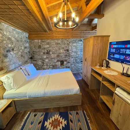 Hotel Ansel Berat Exterior photo