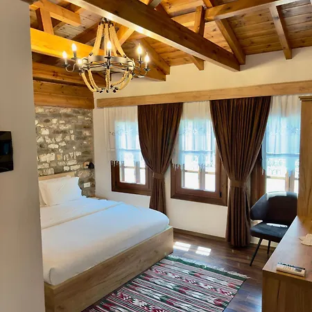 Hotel Ansel Berat Exterior photo